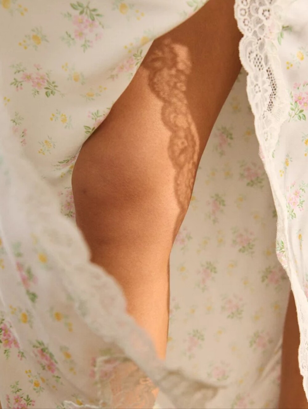 Aerie Satin Floral Lace-Trim Maxi Skirt in White - Picture 4 of 9